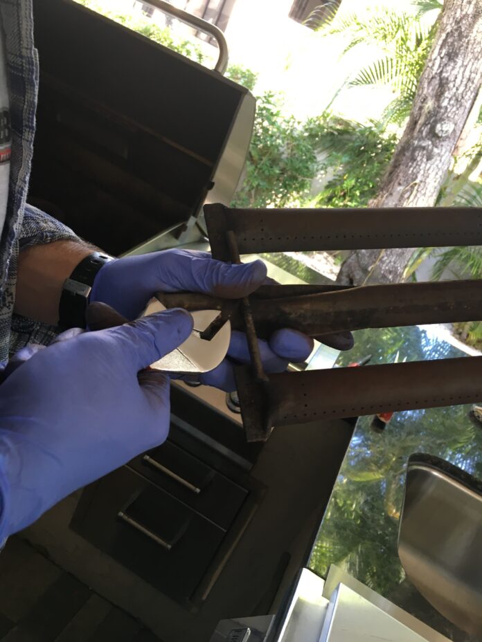 How to Clean a Grill Burner
